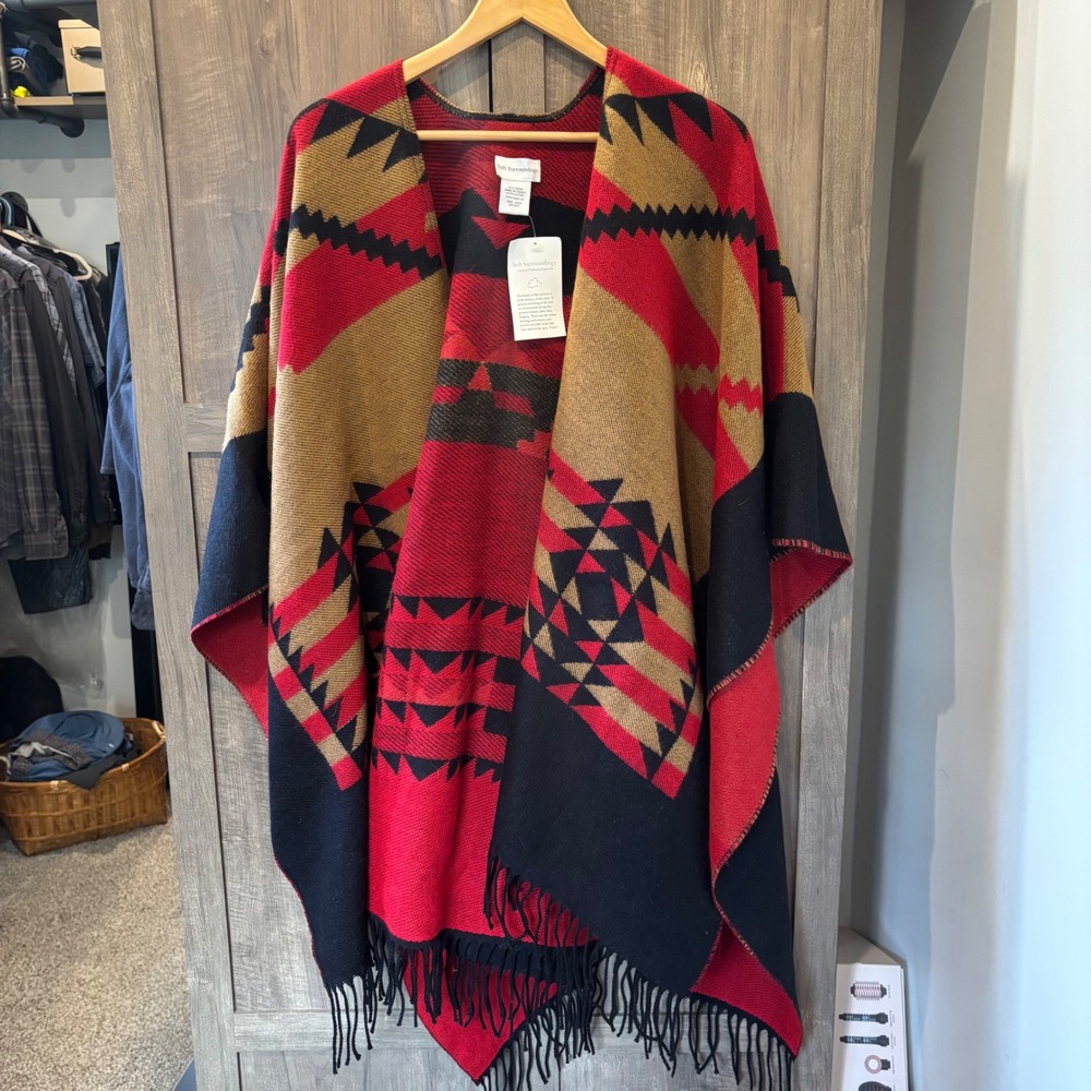 NWT Soft Surroundings Southwestern Fringe Poncho Wrap Red Tan Black